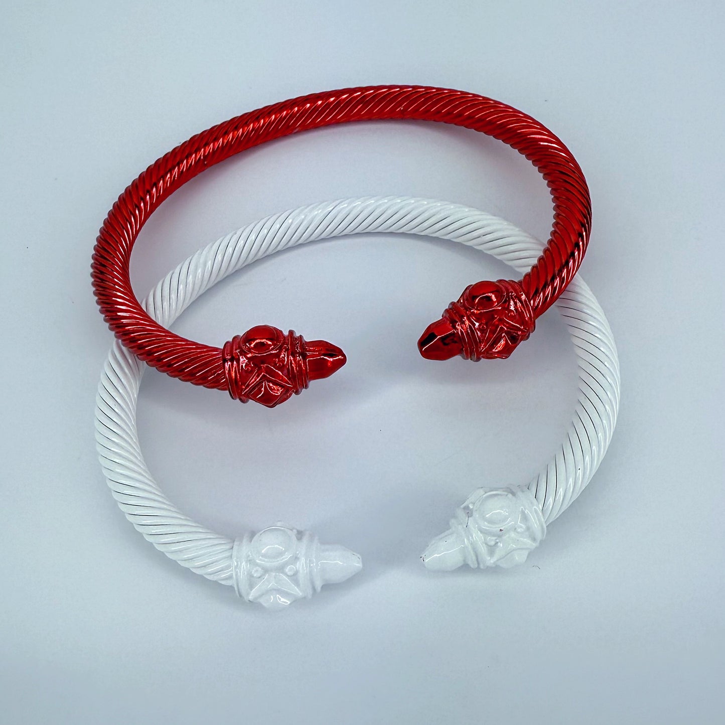 Set of 2 Red and White Cable Style Bracelet