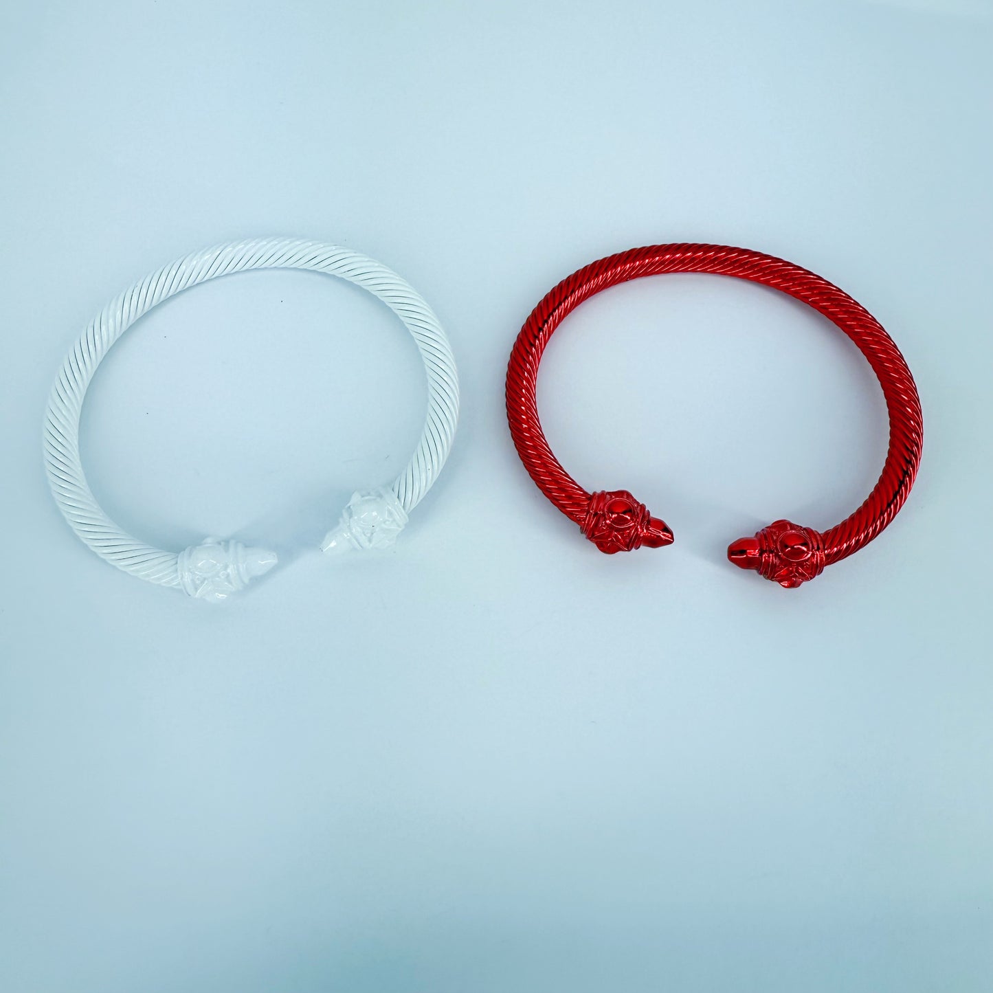 Set of 2 Red and White Cable Style Bracelet