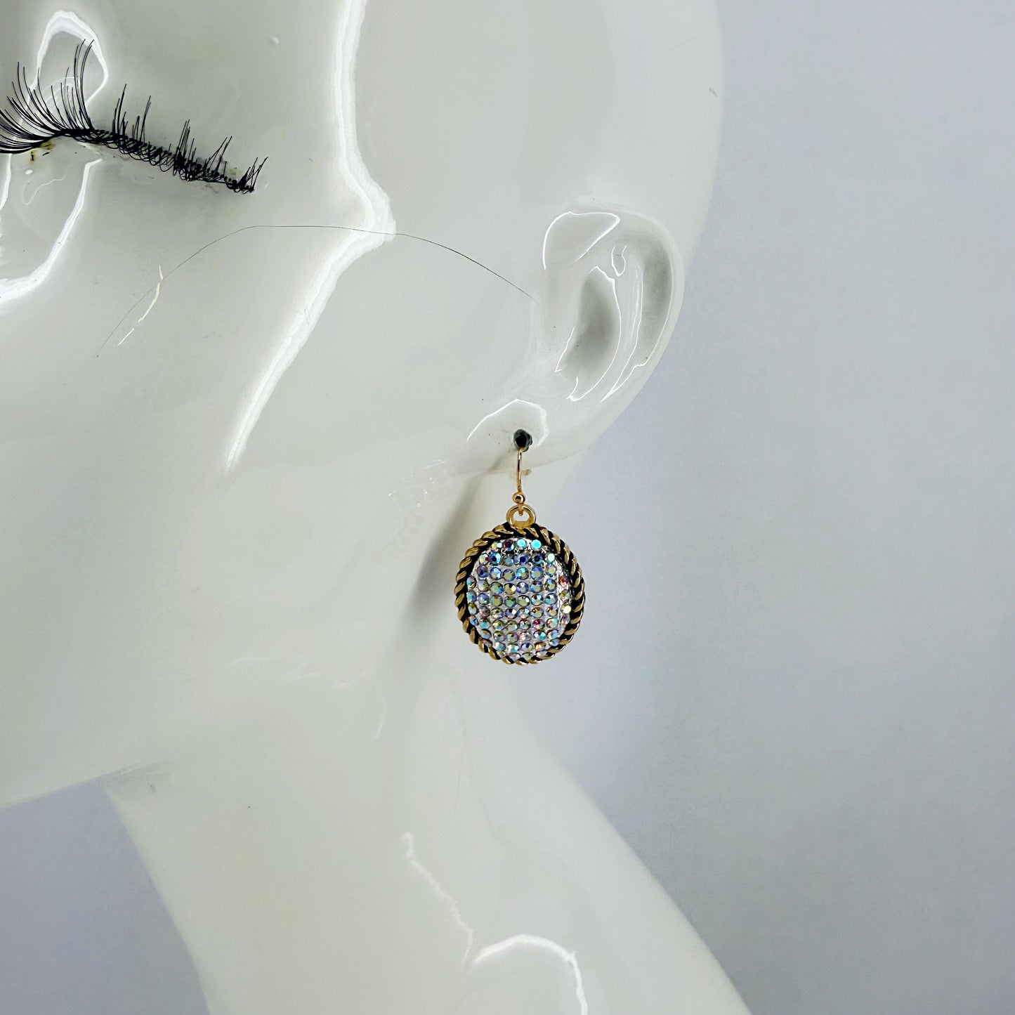Fashion Filigree Oval Fish Hook Earrings with Rhinestone
