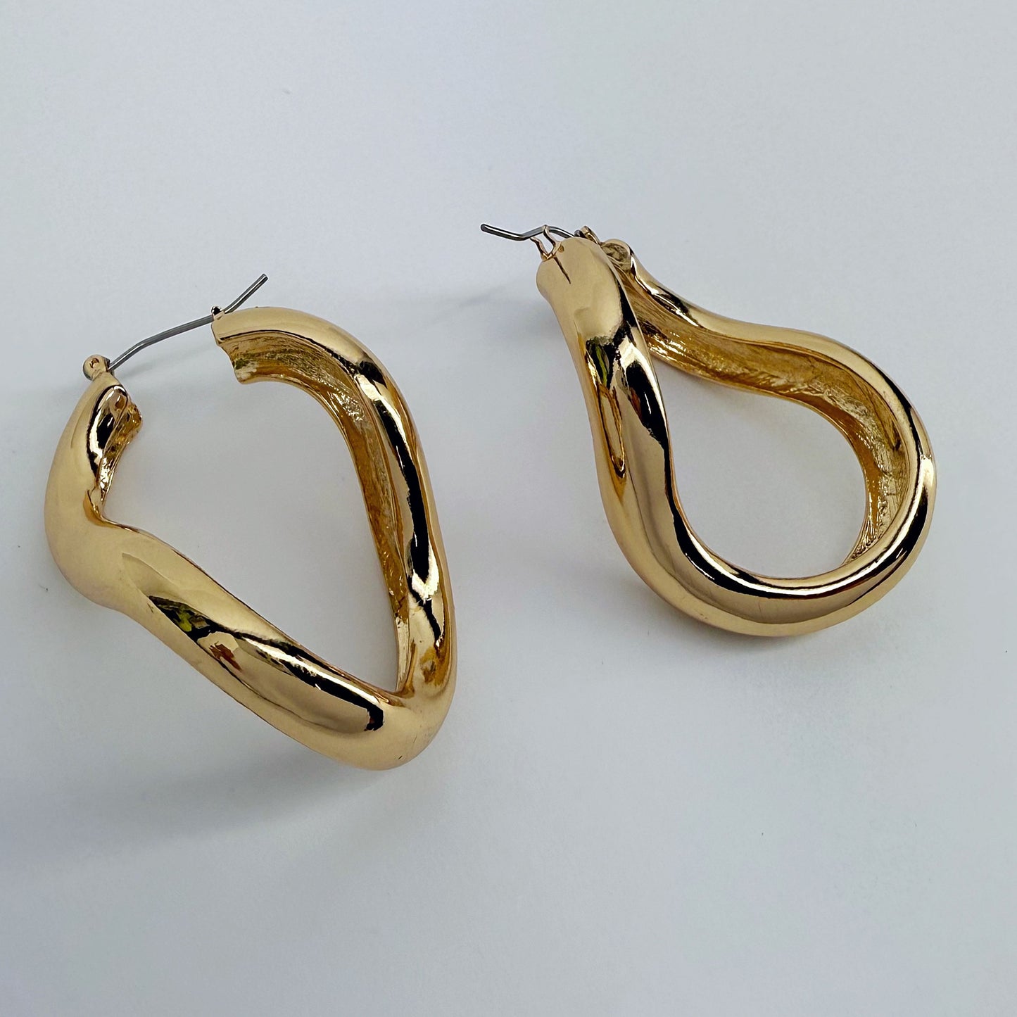 Metal Swirl Hoop Earrings Gold Or Silver Finish