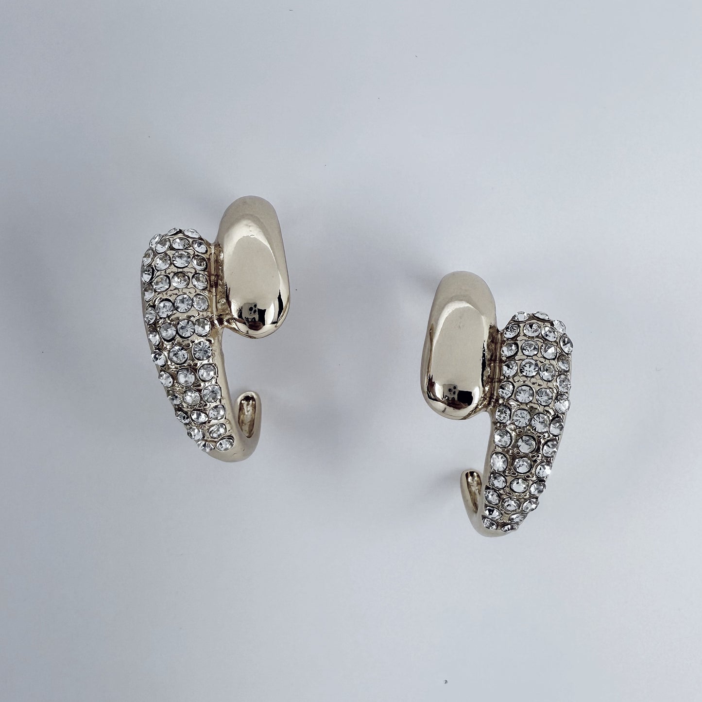Unique Hoop Design Earrings With Rhinestone In Gold Or Silver Finish