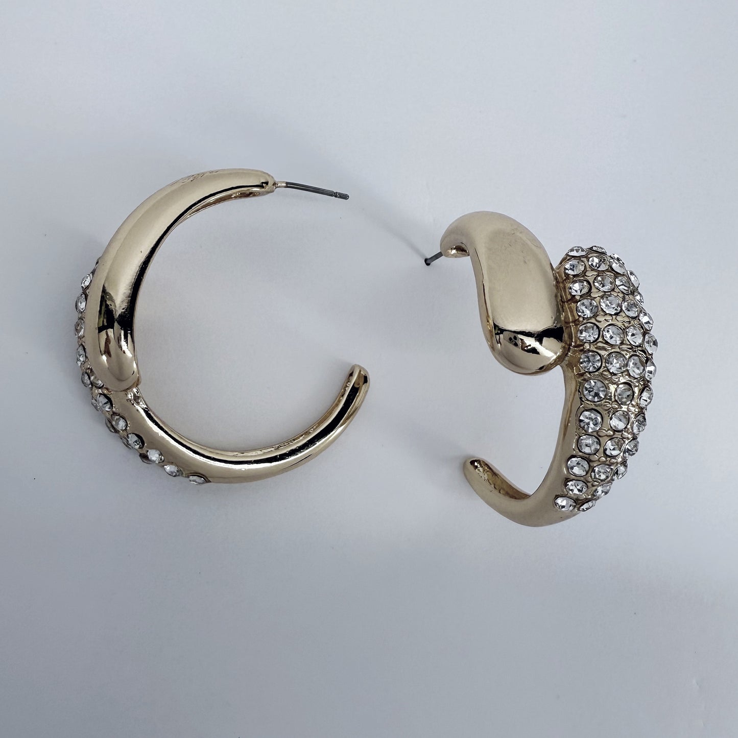 Unique Hoop Design Earrings With Rhinestone In Gold Or Silver Finish