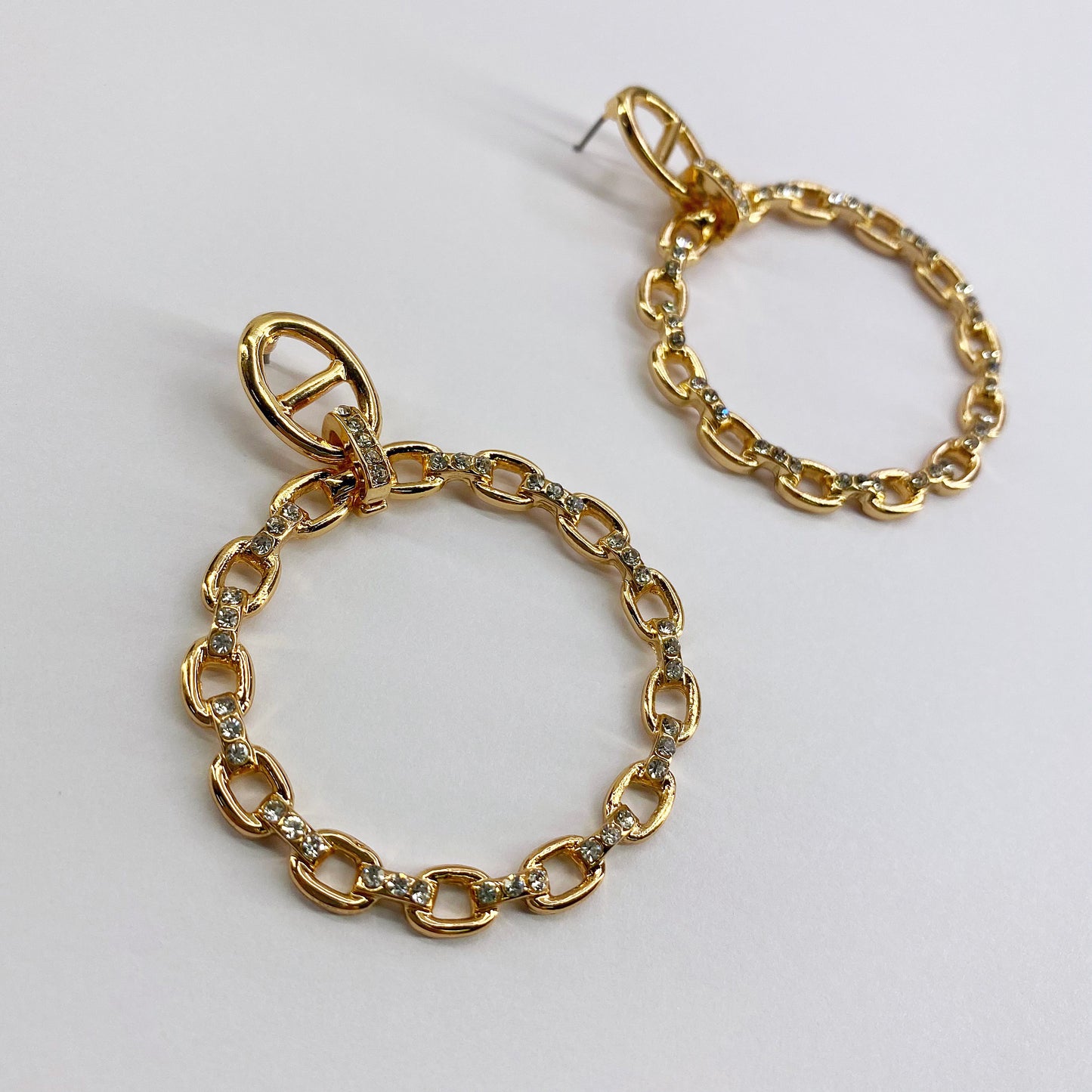 Gold Finish Linked Chain Circle Drop Earrings