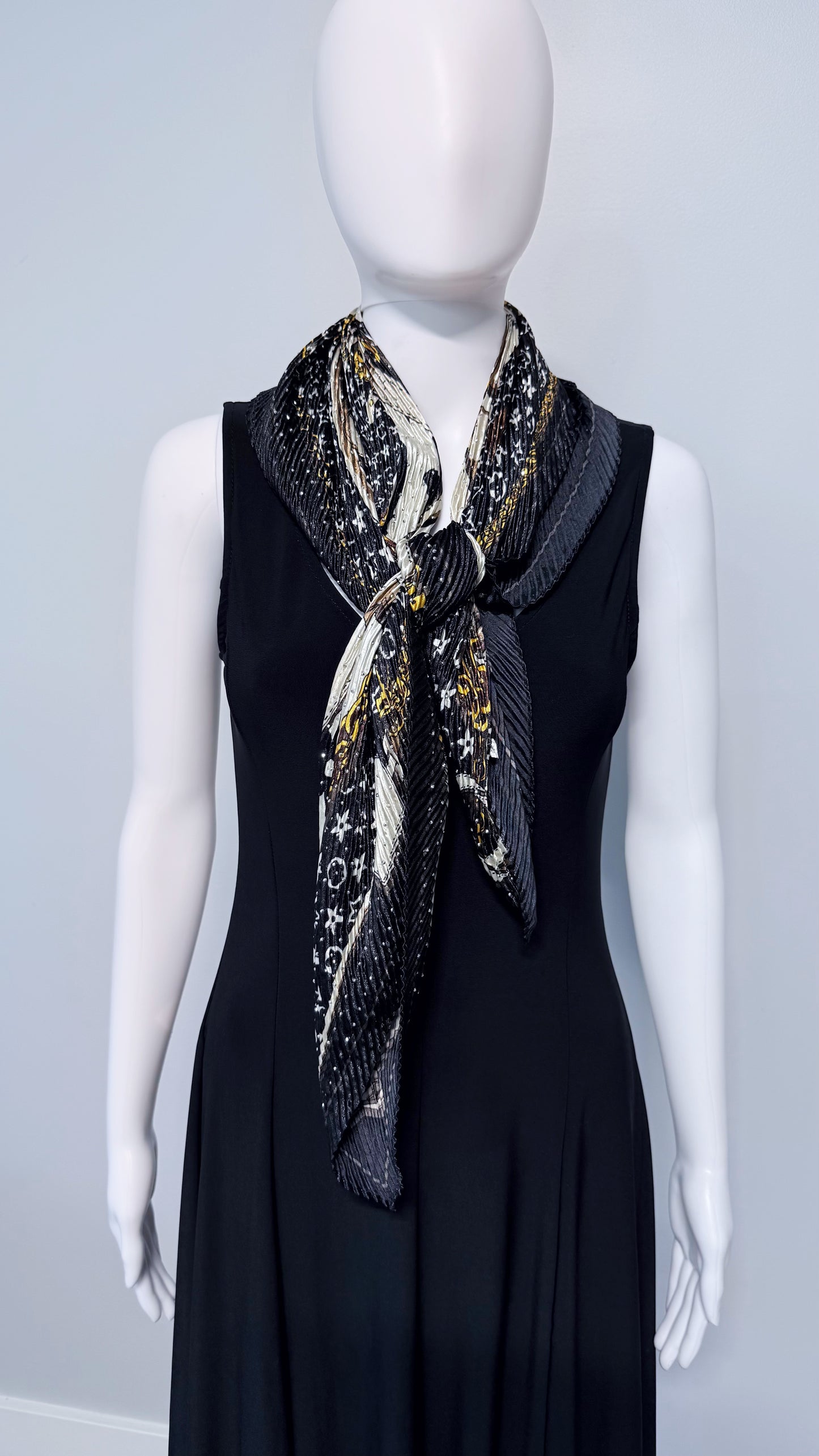 Black Flower Silk Feel Pleated Scarf With Rhinestones