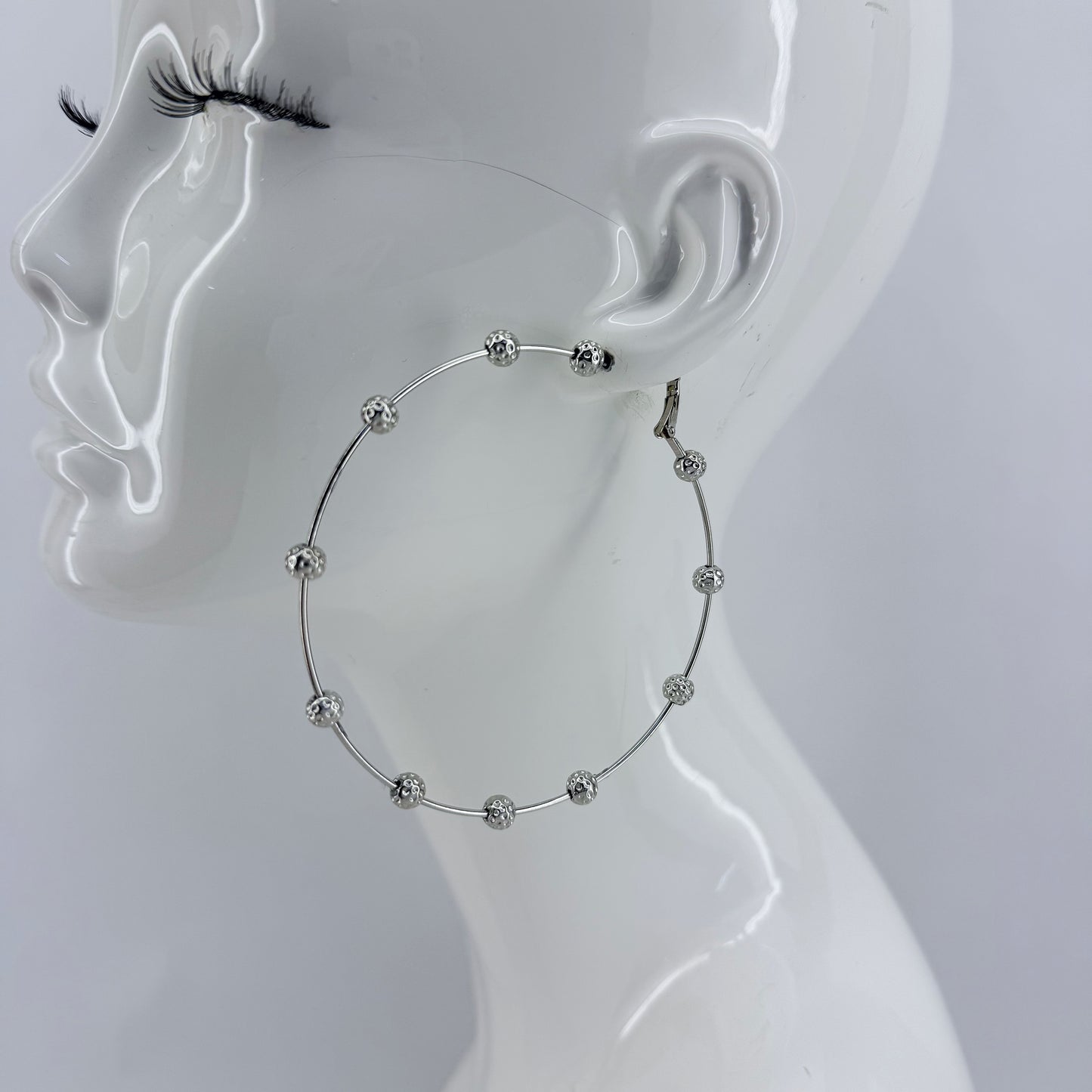 Bi Hoop Earrings With Hammered Beads