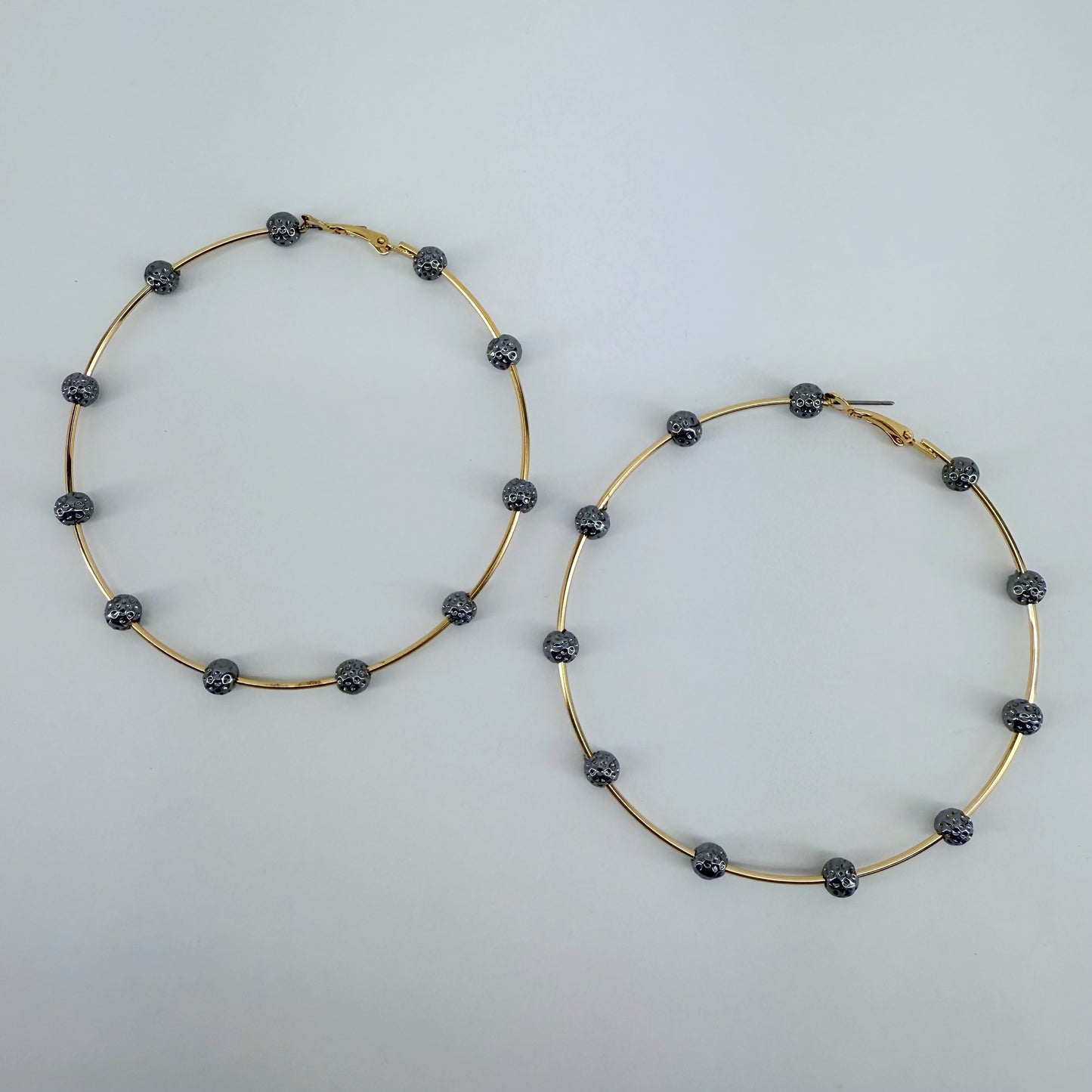 Bi Hoop Earrings With Hammered Beads