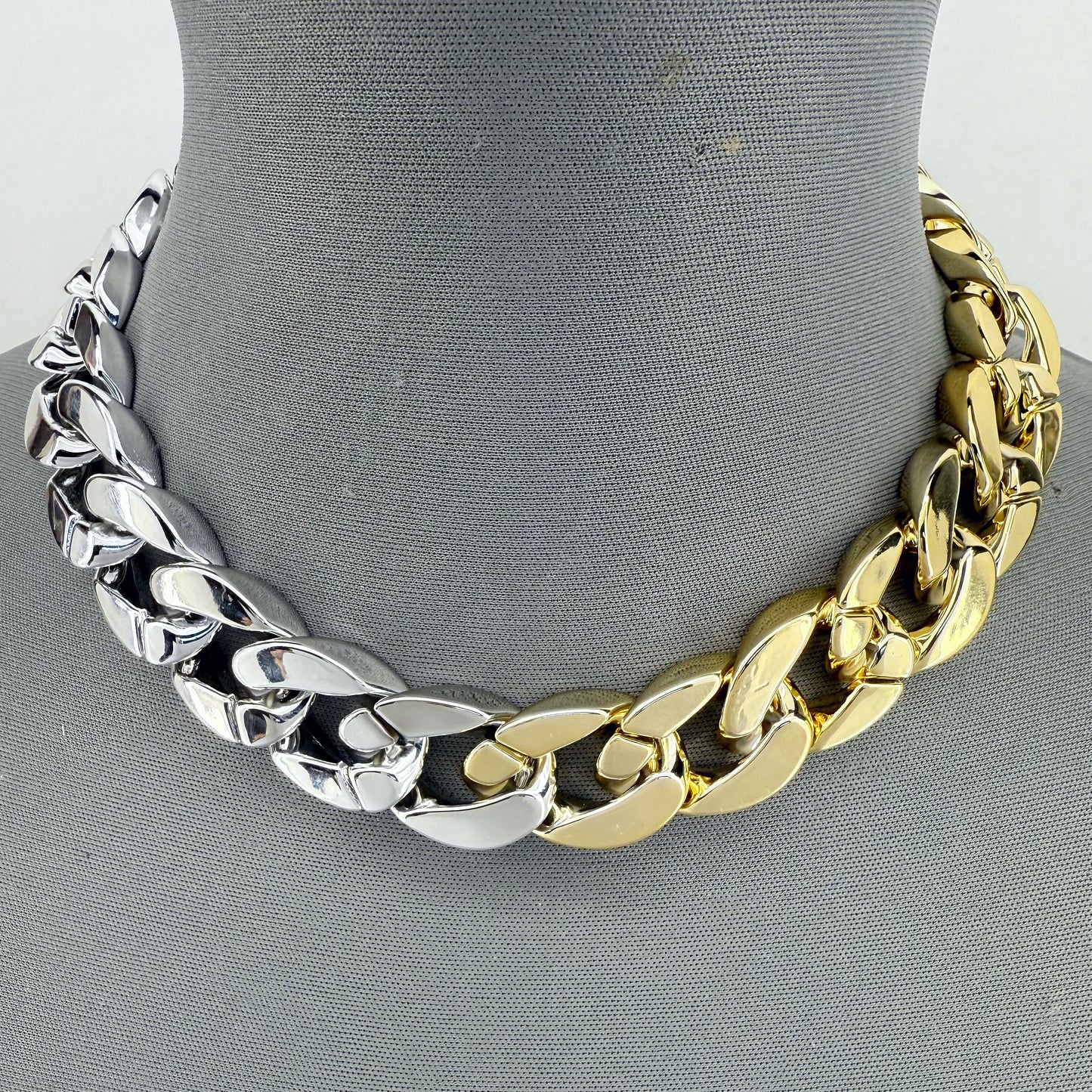 Acrylic Two Color Tone Gold And Silver Chain Necklace