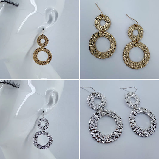 Gold Or Silver Finish Fish Hook Earrings With Tailored Hammered Texture Circles Design