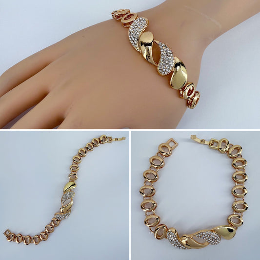 Gold Finish Water Drop Design Bracelet With Rhinestones