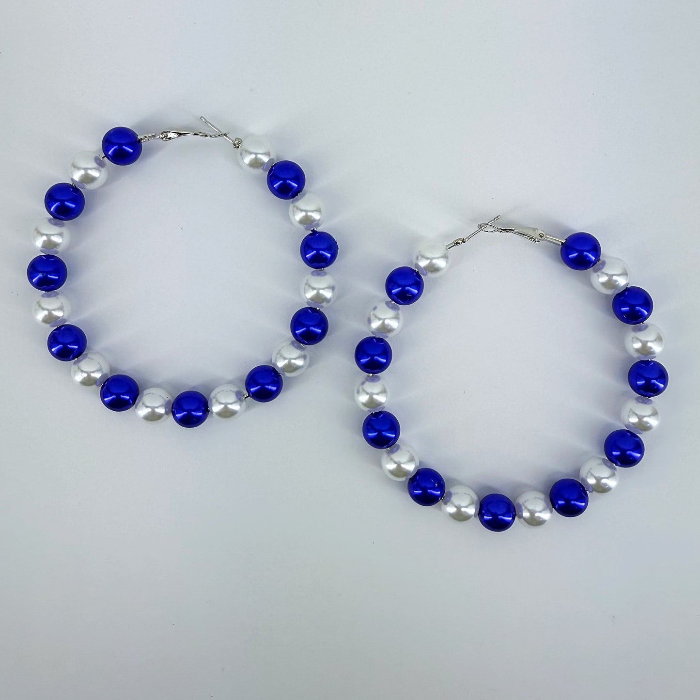 Colorful Pearls Hoop In Gold Or Silver Finish