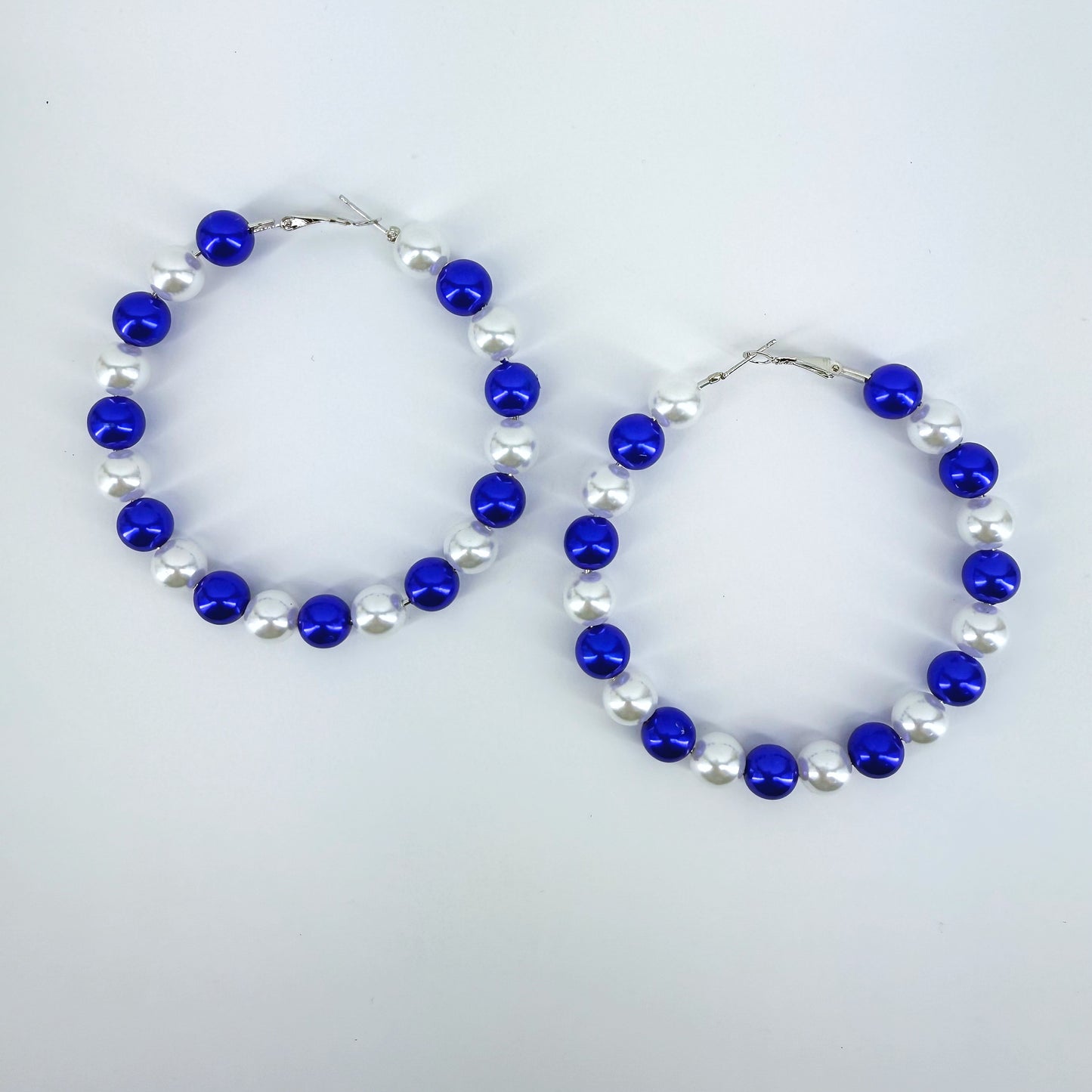 Colorful Pearls Hoop In Gold Or Silver Finish