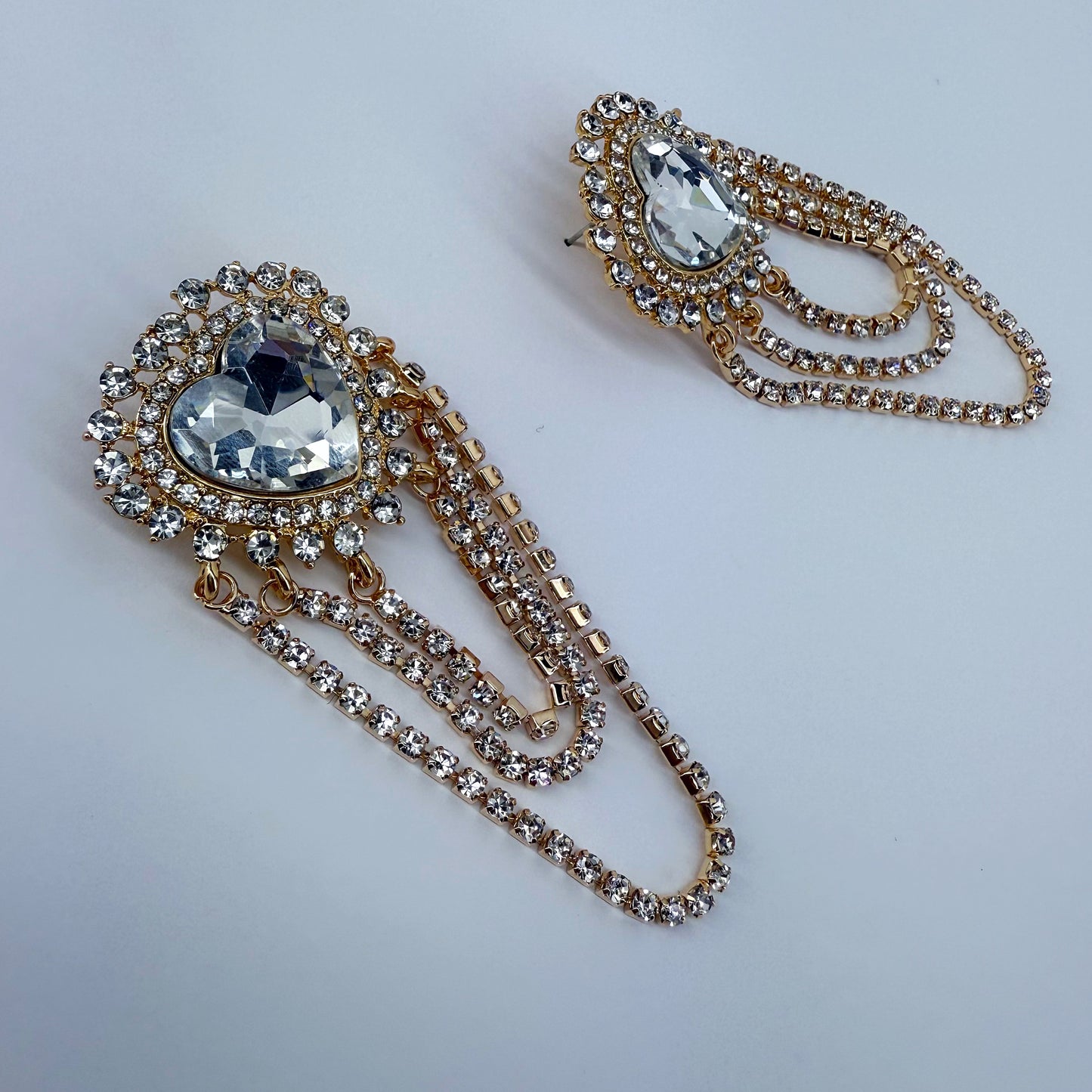 Post Back Heart Design Earrings With Rhinestone Tassels