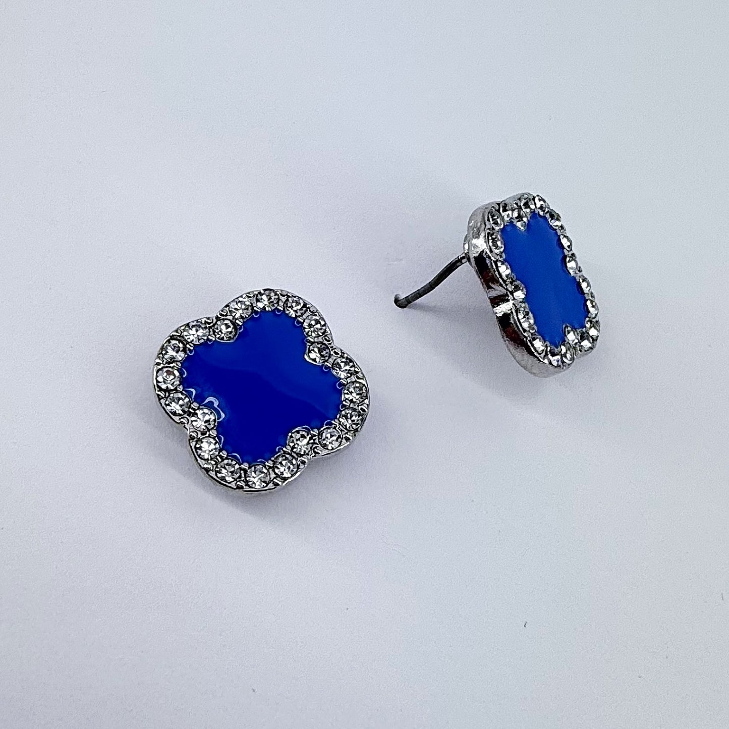 Post Back Clover Rhinestone Outline Earrings With Color Epoxy