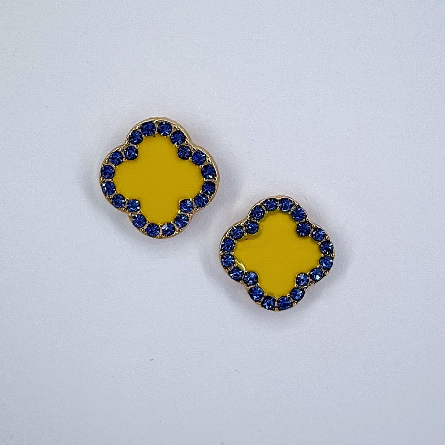 Post Back Clover Rhinestone Outline Earrings With Color Epoxy