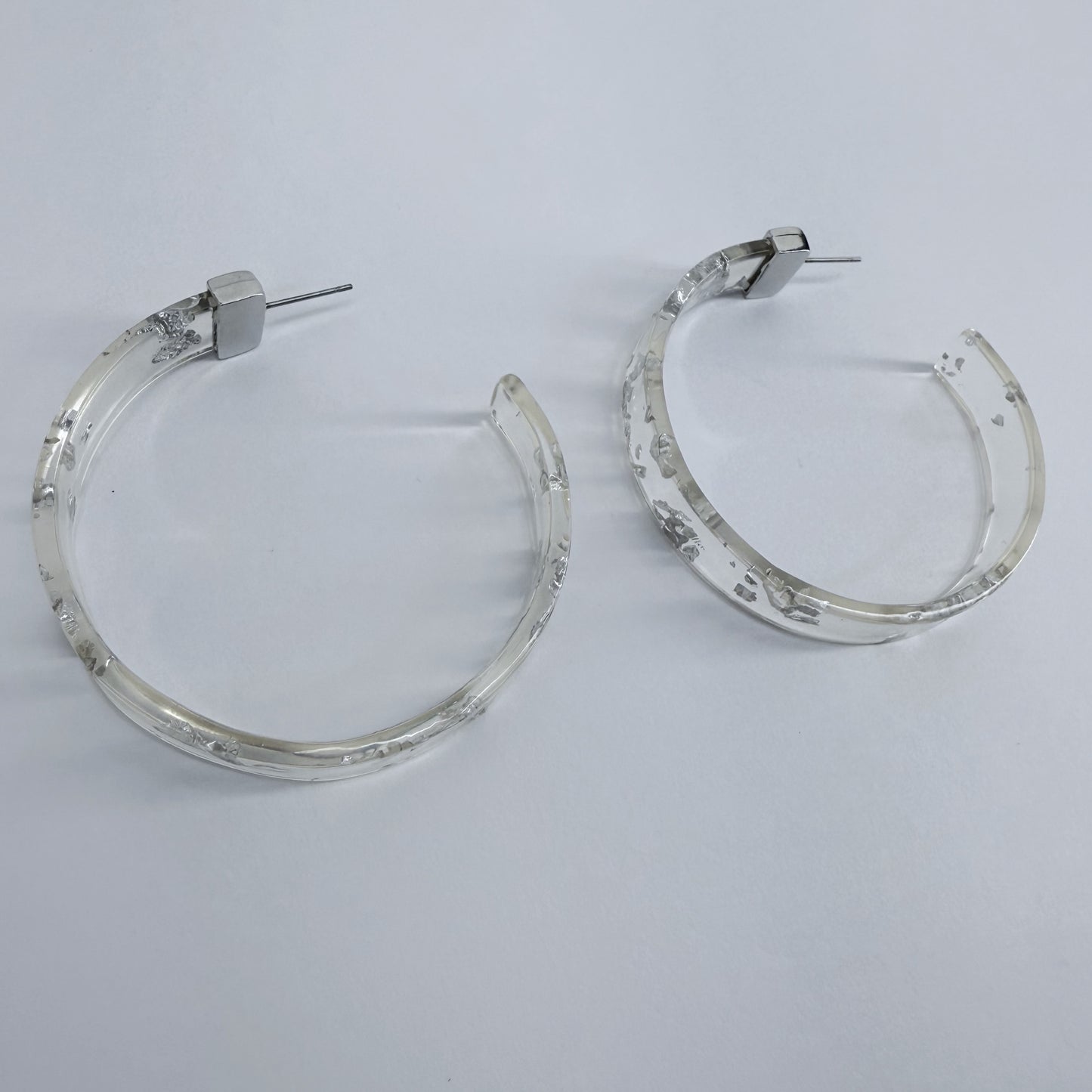 Acrylic Hoops Small Earrings With Leopard Print Or Clear Design