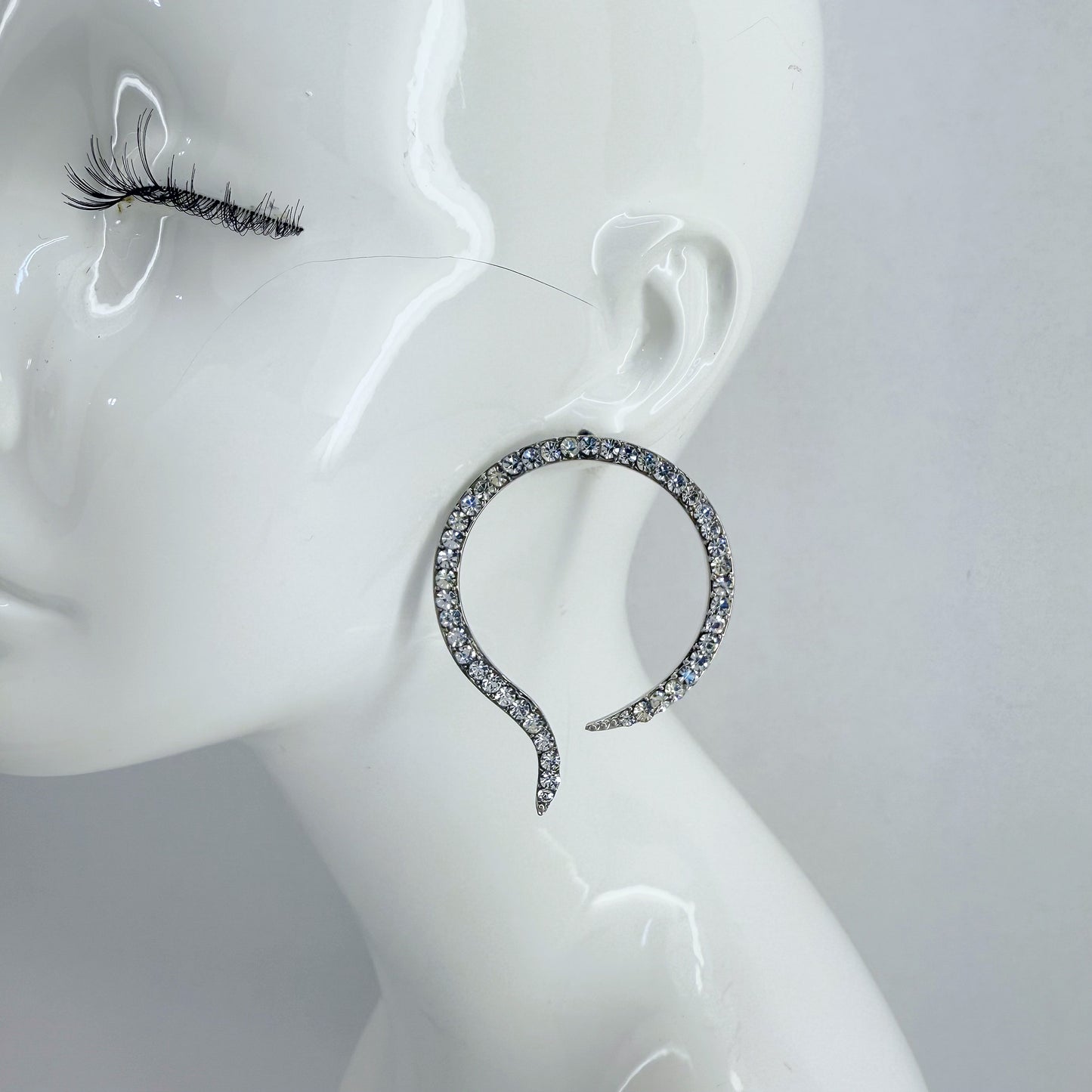 Gold or Silver Finish Snake Round Post Back Earrings