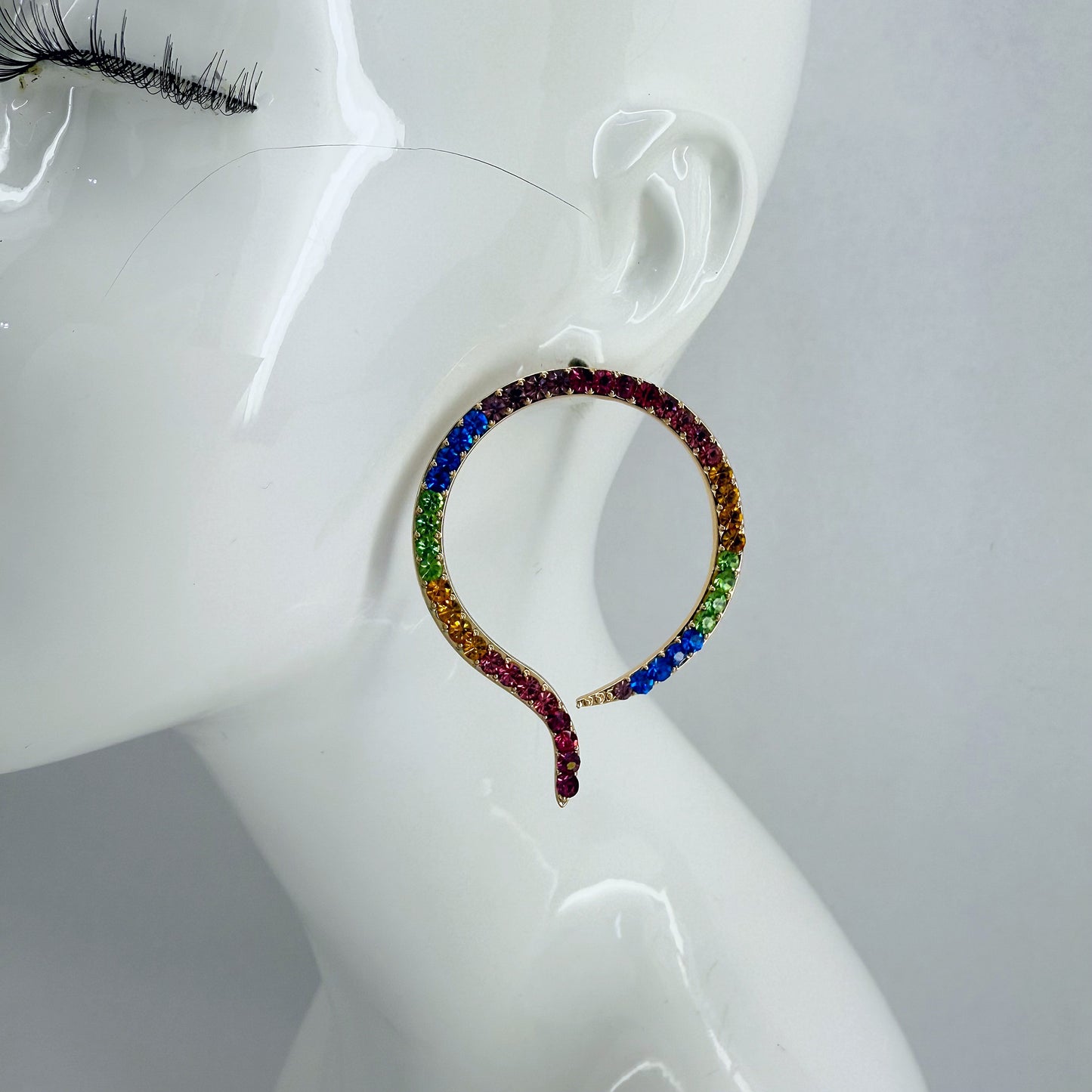 Gold or Silver Finish Snake Round Post Back Earrings