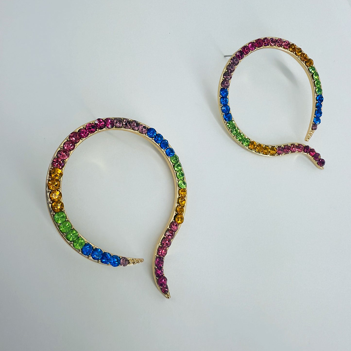 Gold or Silver Finish Snake Round Post Back Earrings
