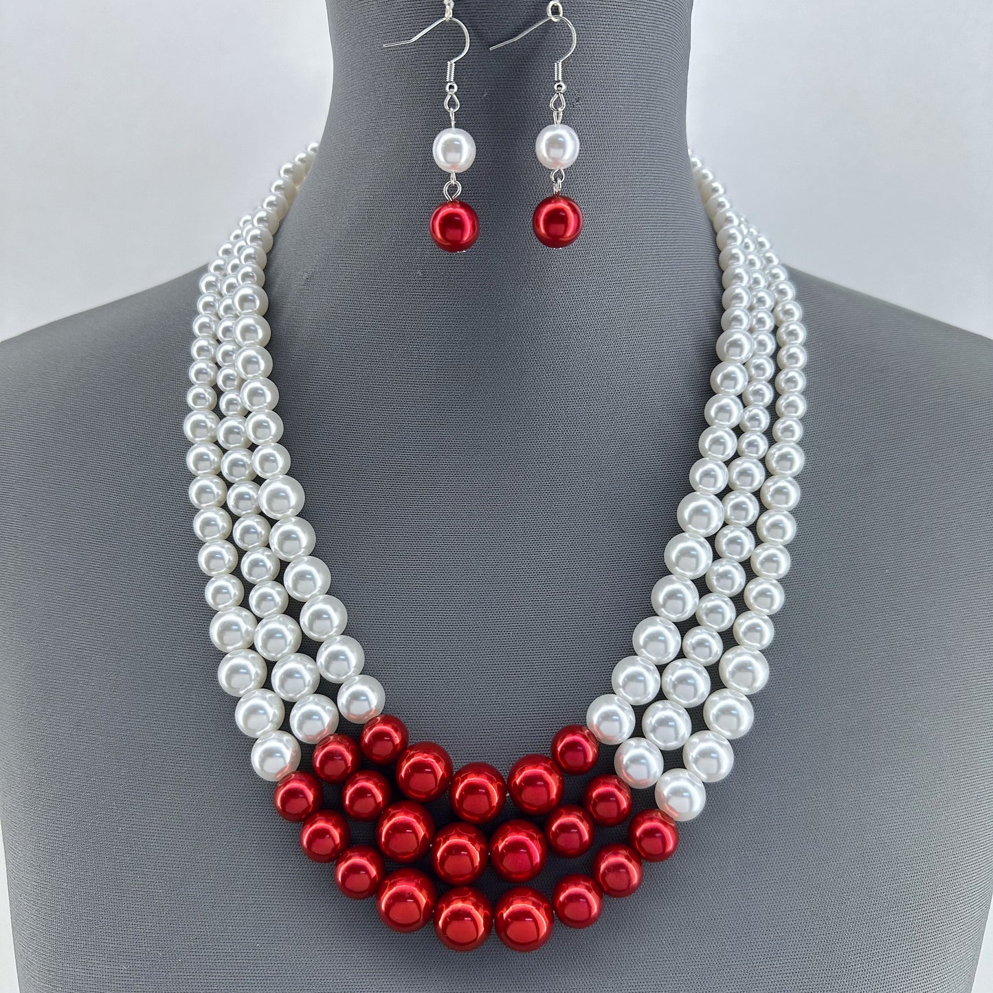 Red And White Pearl Necklace Set