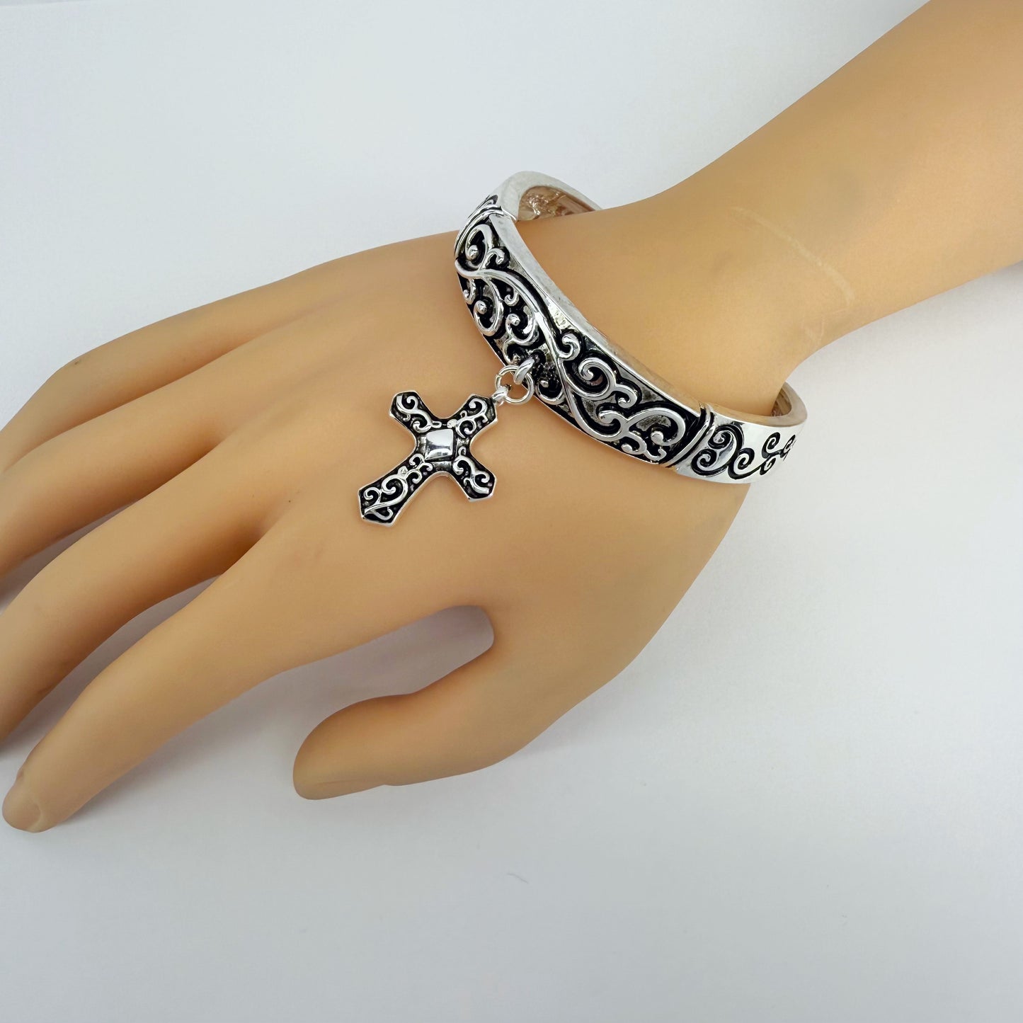 Stretchable Filigree Design Vintage Bracelet With Two Tone Cross Charm