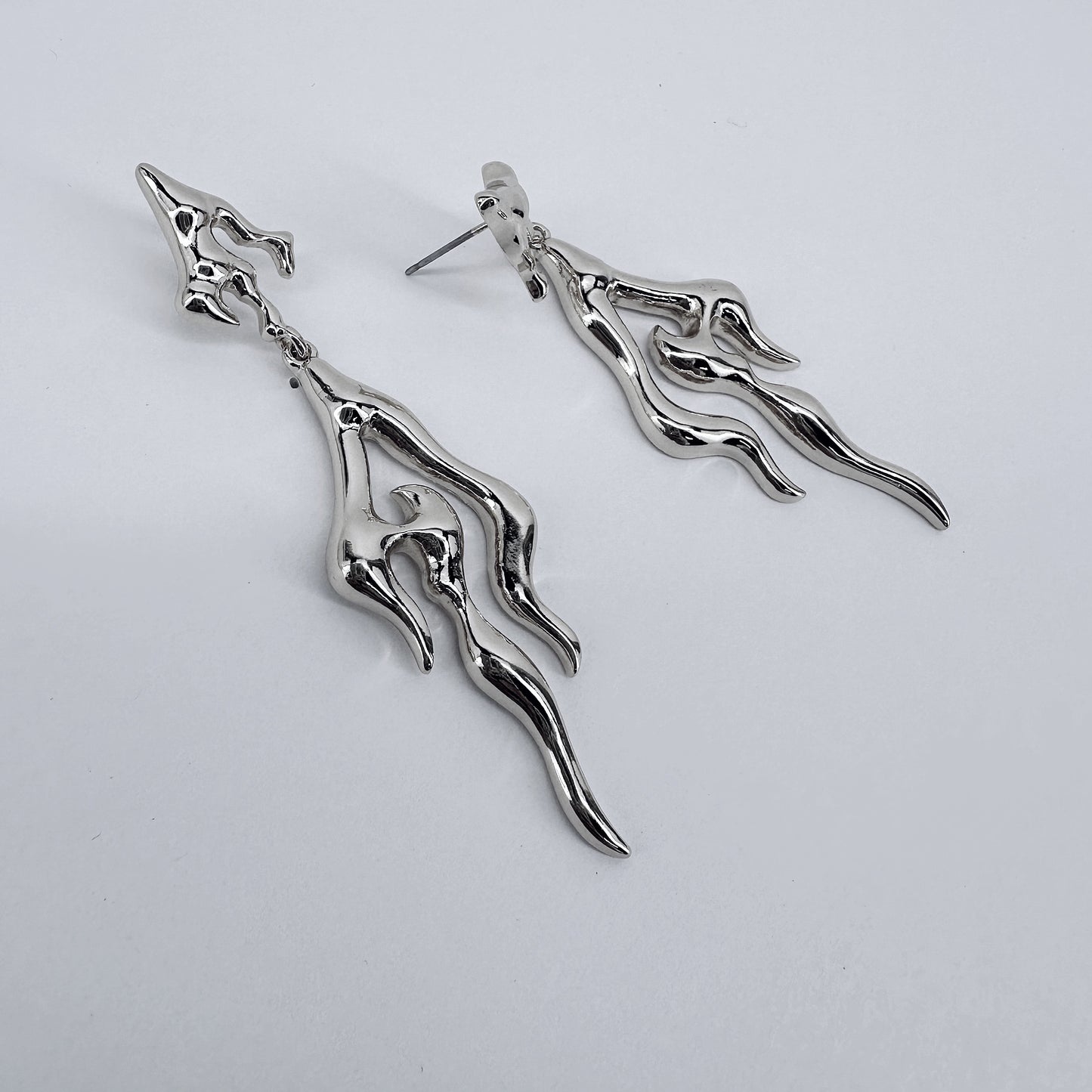 Dripping Design Drop Metal Post Earring