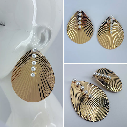 Gold Finish Post Back Earrings With Shell Design And Pearls