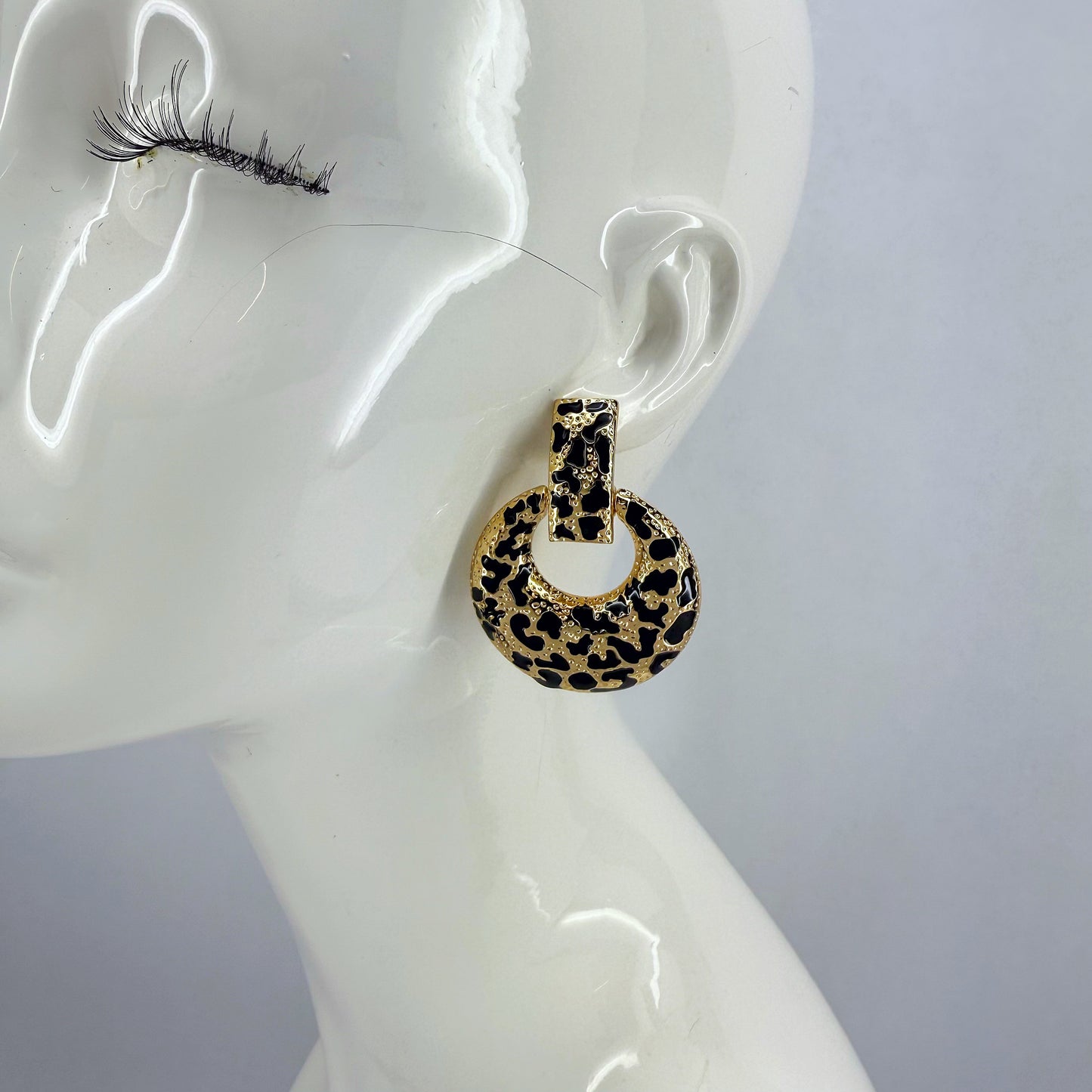Gold Nugget Style Metal Door Knob Design Earrings With Epoxy