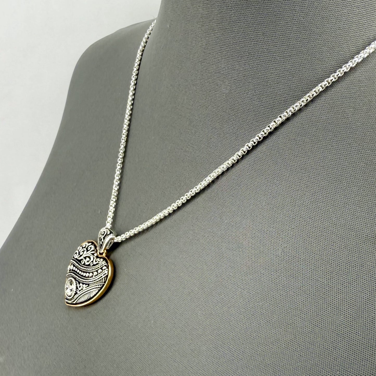 Silver Finish Chain with Two Tone Heart Shape Glass Stone Filigree Pendant