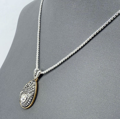 Silver Finish Chain with 2 Tone Teardrop Shape Glass Stone Filigree Pendant