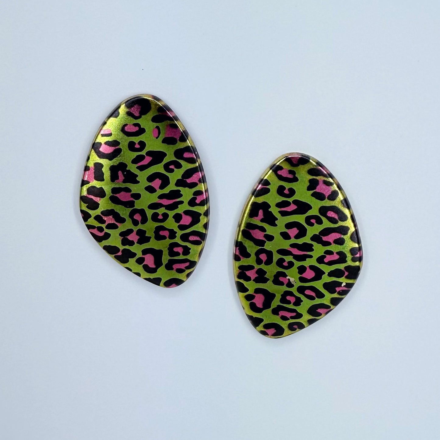 Oval Gold finish Metal with Leopard Print in 3 different option colors