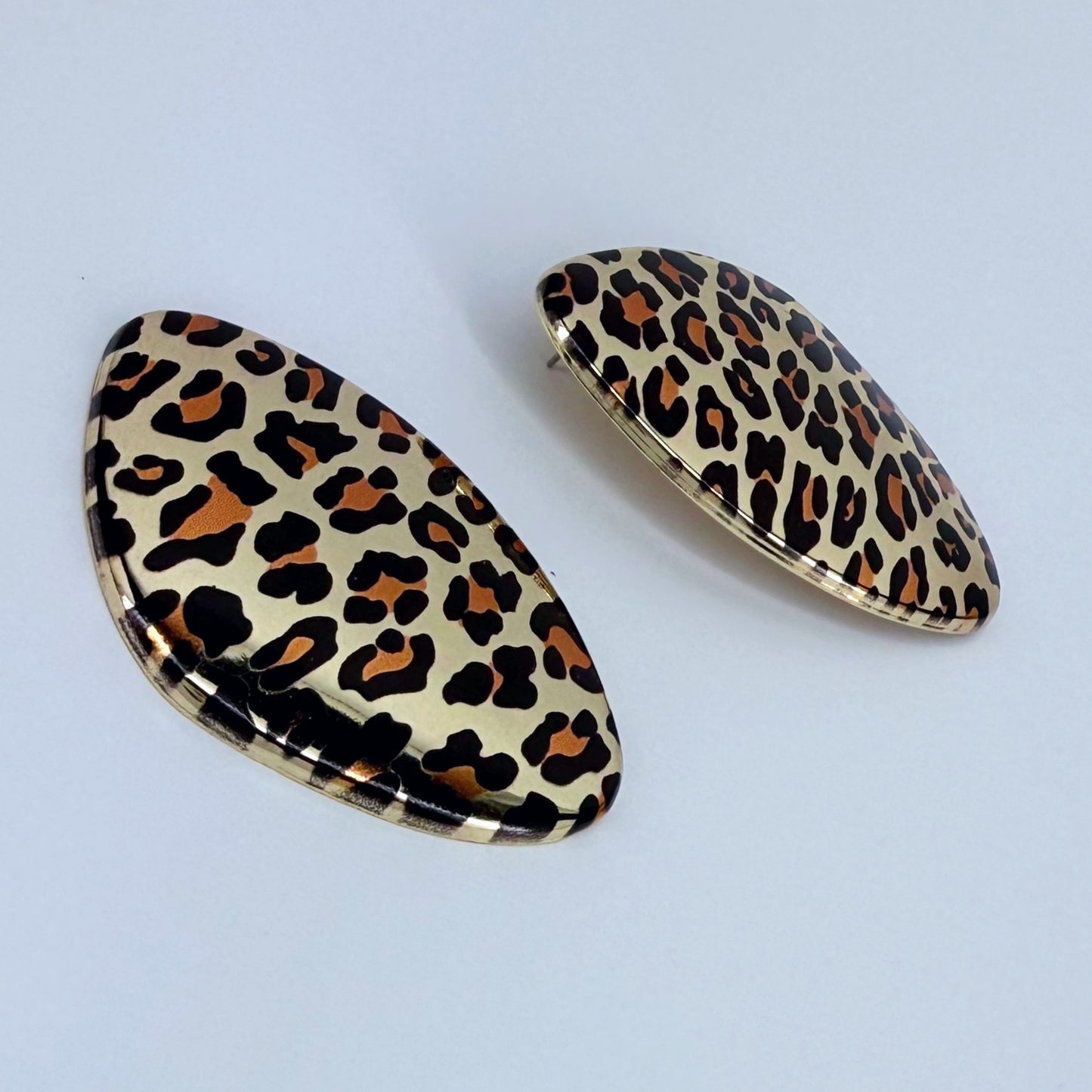 Oval Gold finish Metal with Leopard Print in 3 different option colors