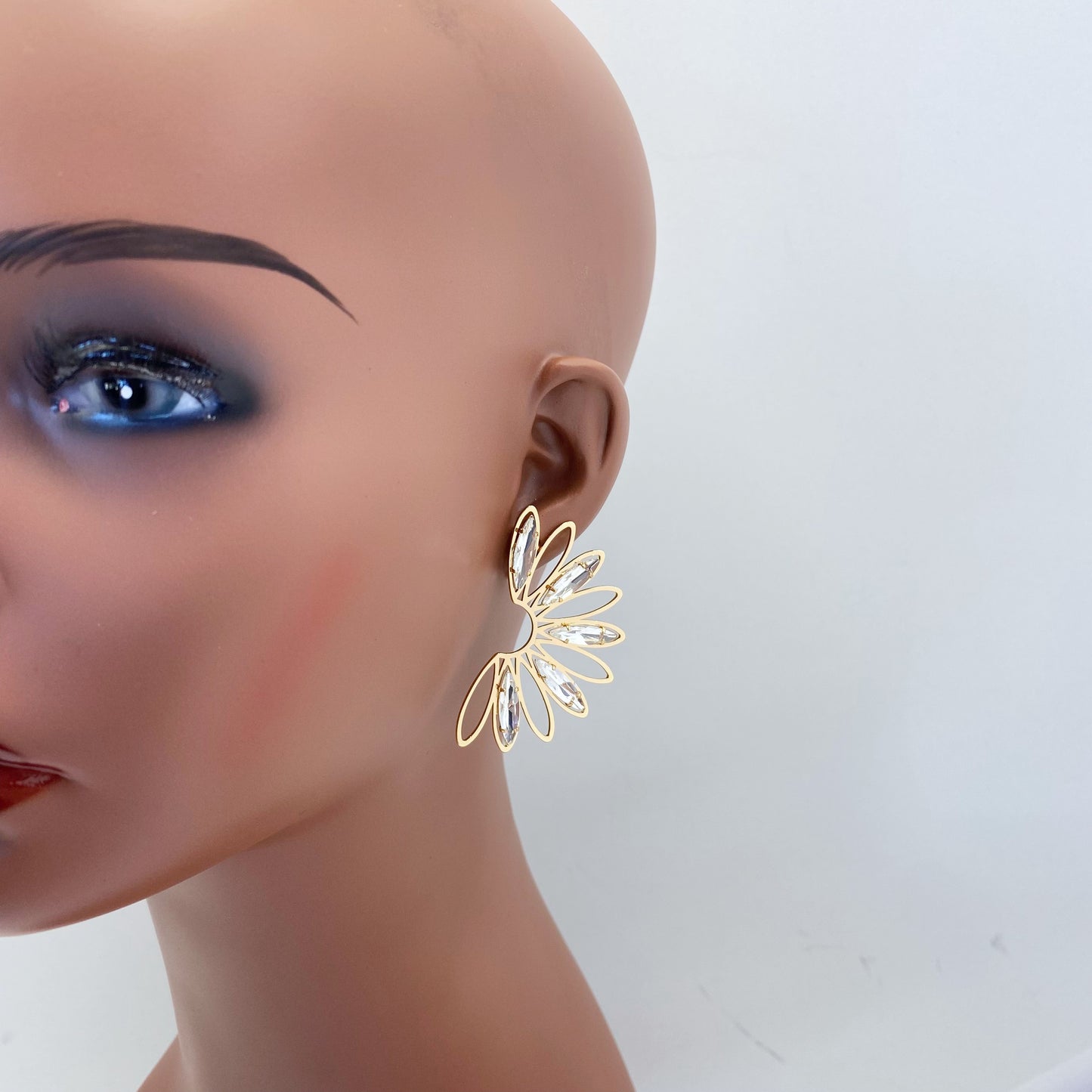 Clear Rhinestones Petals Earrings